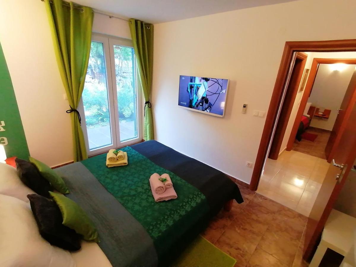 The Forest House Krk 1 Kras Екстер'єр фото